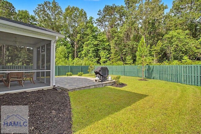 Building Photo - 160 Spring Hill Dr