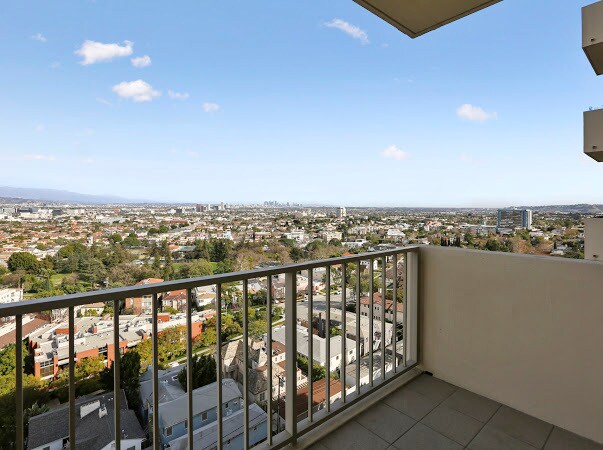 Building Photo - 2160 Century Park E