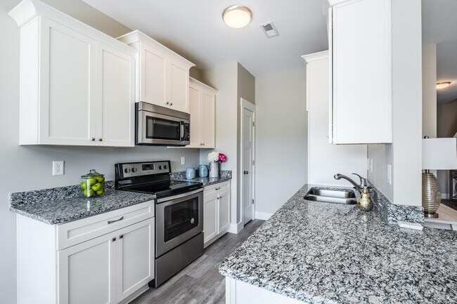 Building Photo - 171 Marbella Cir
