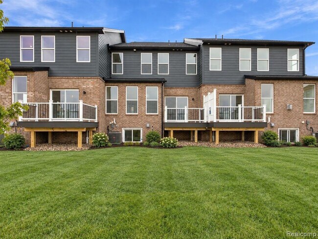 Building Photo - 5401 Poppydrew Ln