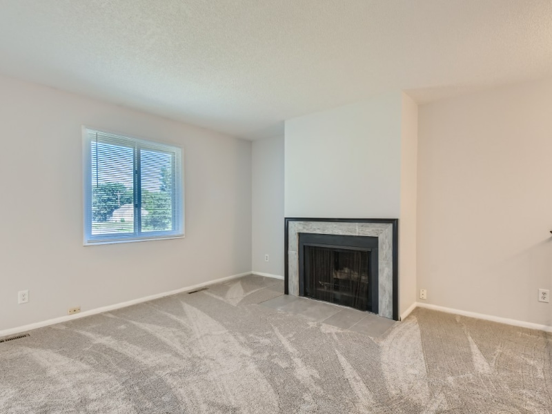 Building Photo - 9858 Tyler St NE