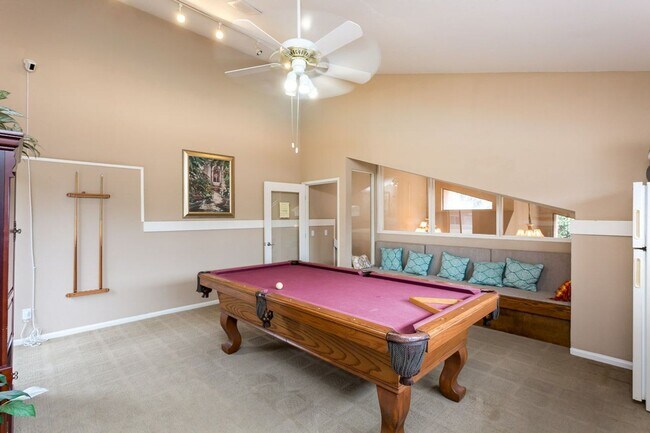 Building Photo - Cute Condo at Mission Trails Villas!