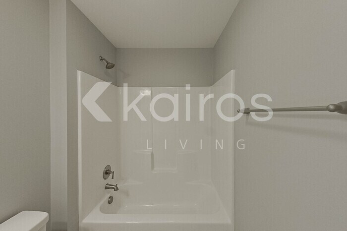 Building Photo - 3709 Oak Leaf Wy