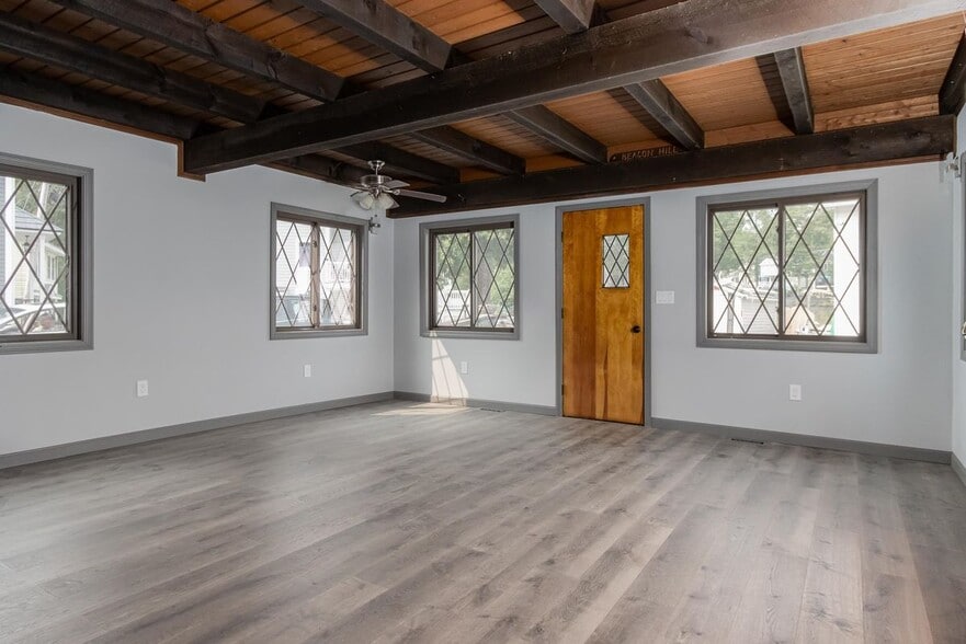 Building Photo - 30 Stickney