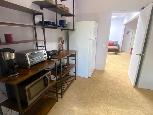 Entry room/kitchenette/office - 310 N Lima St