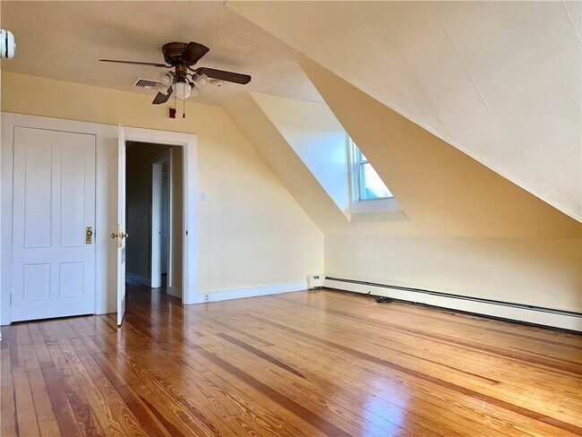 Building Photo - 90 Spring St