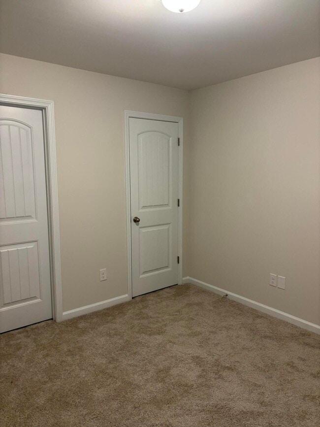 Building Photo - 2185 Stillpointe Dr