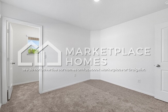 Building Photo - 22 Cedarwood Dr