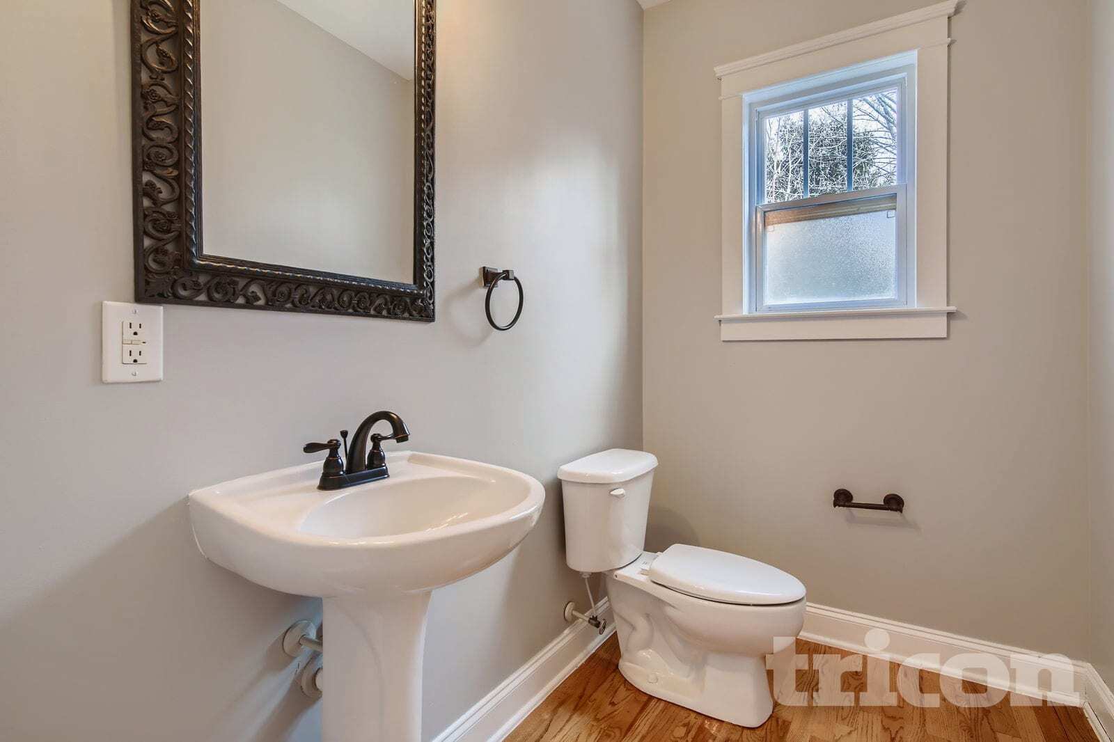 Building Photo - 1519 Peak Ct