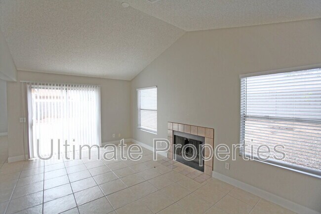 Building Photo - 8514 W Corrine Dr