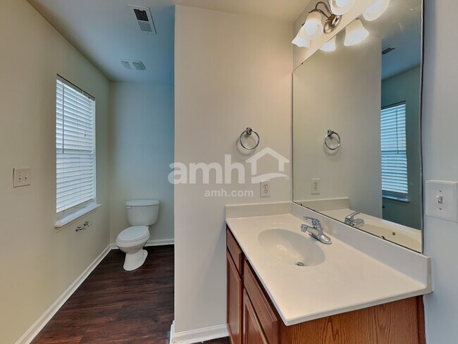 Building Photo - 10540 Gold Pan Rd