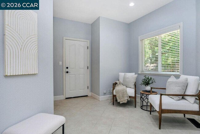Building Photo - 4161 Leon Dr