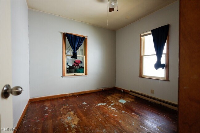 Building Photo - 1126 18th St NE