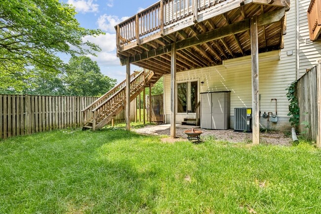 Building Photo - 6237 Cliffside Terrace