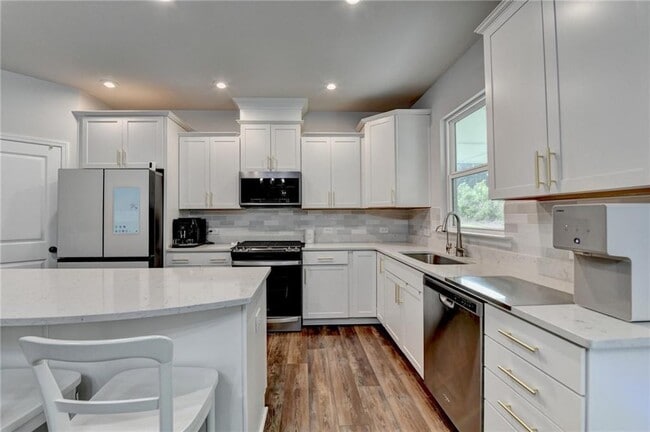 Building Photo - 5215 Wheeler Run Dr