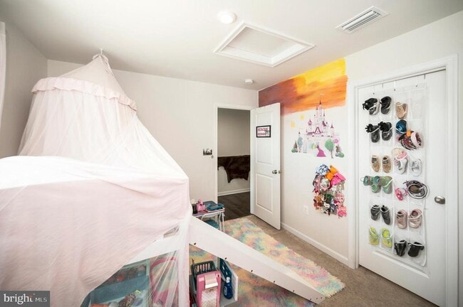 Building Photo - 12062 Rundle Crossing