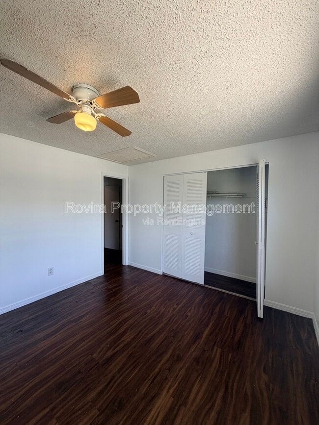 Building Photo - 1809 Bronson Dr