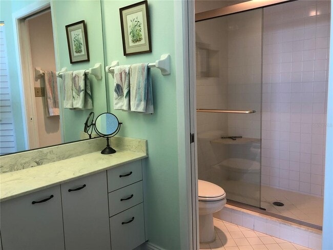 Building Photo - 8000 Sailboat Key Blvd S