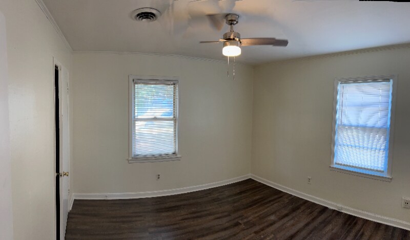 Building Photo - 4838 Durbin Ave