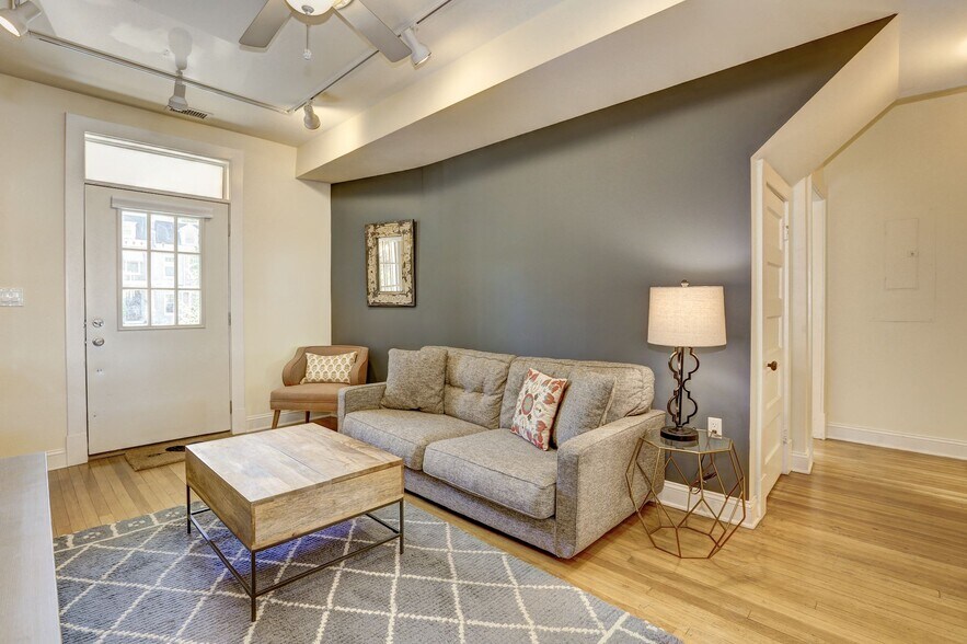 Building Photo - 4114 New Hampshire Ave NW