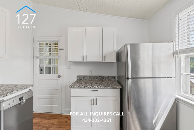 Building Photo - Charming 1-Bedroom Apartment on Historic Rivermont Avenue