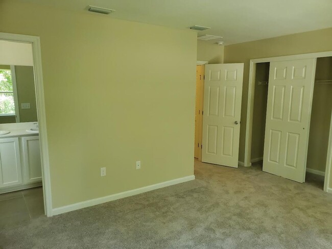 Building Photo - 2B/2.5 Townhome For Rent in Greenland Place!