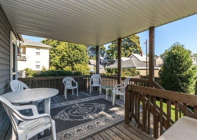 Building Photo - 39-41-41 Rich St