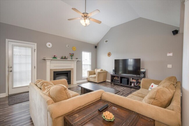 Building Photo - 4516 Logans Way