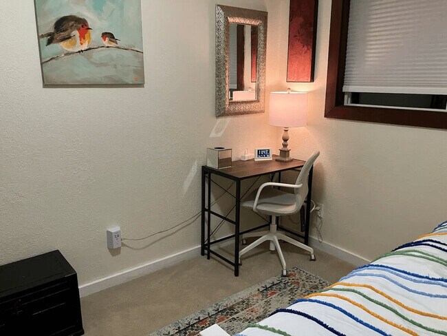 Building Photo - 756 N 76th St