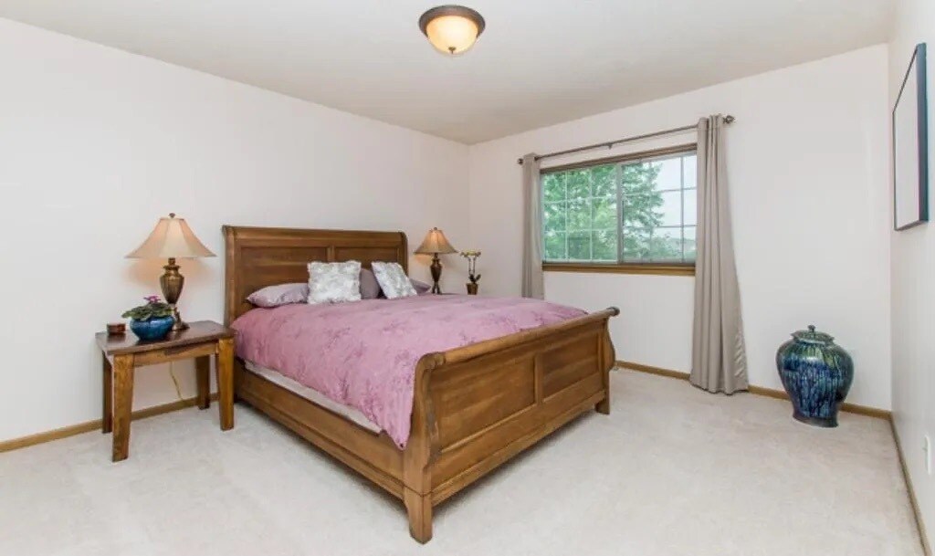 Building Photo - 14 Bridgewater Trl