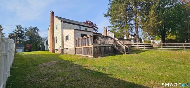 Building Photo - 83 Forest St