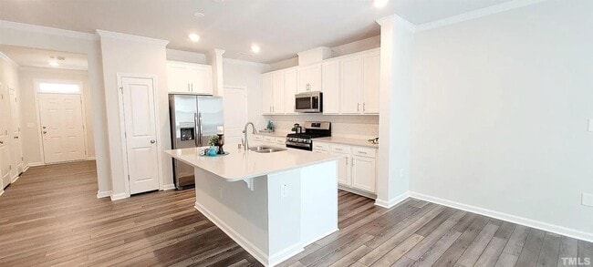 Building Photo - 304 Hazy Hills Ln