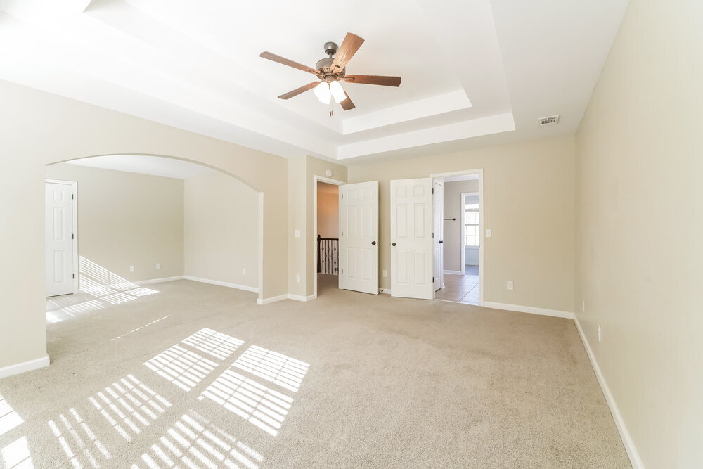 Building Photo - 5432 The Vyne Ave