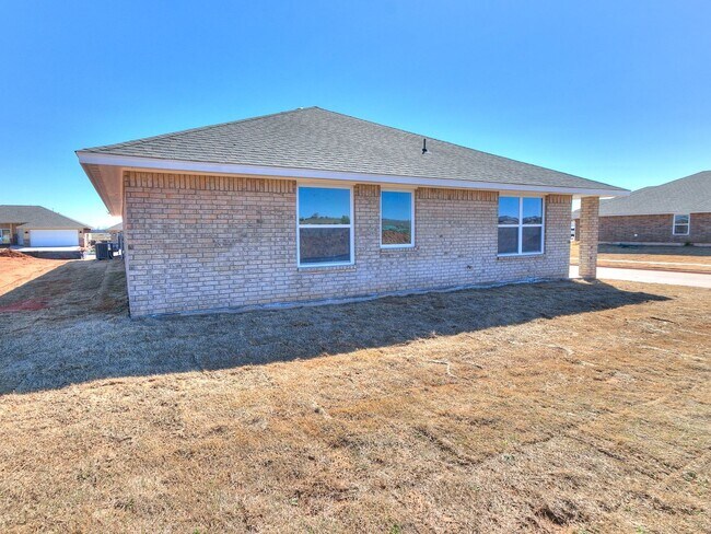 Building Photo - Beautiful New Home!