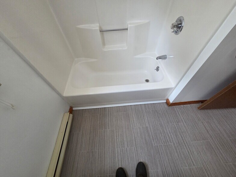 Building Photo - 12B Mabel Ave