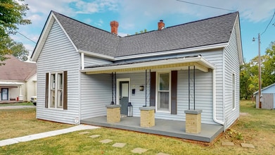 Building Photo - 112 High St