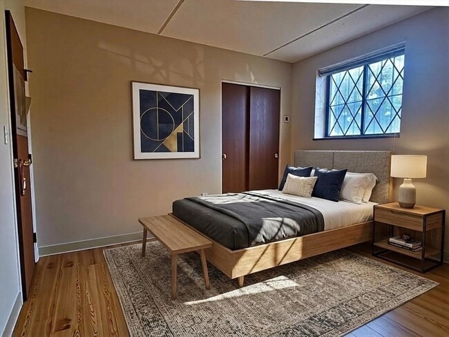 Building Photo - 303 Lowell St