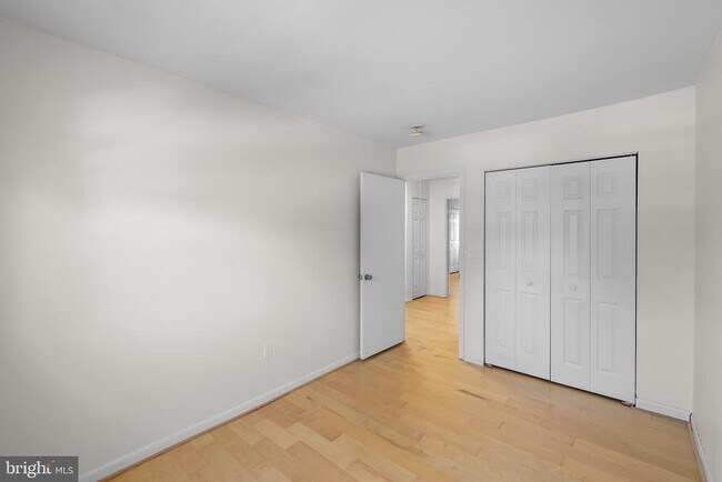 Building Photo - 623 Bywater Rd