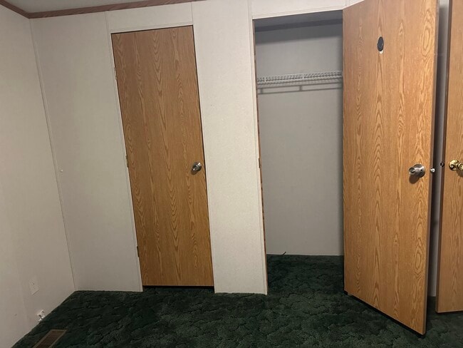 Building Photo - 103 Spa Rd