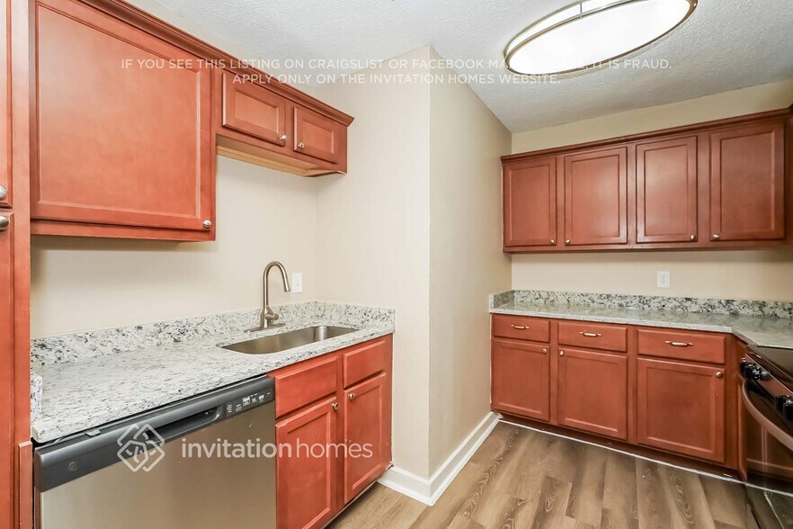 Building Photo - 1231 Rutherford Dr