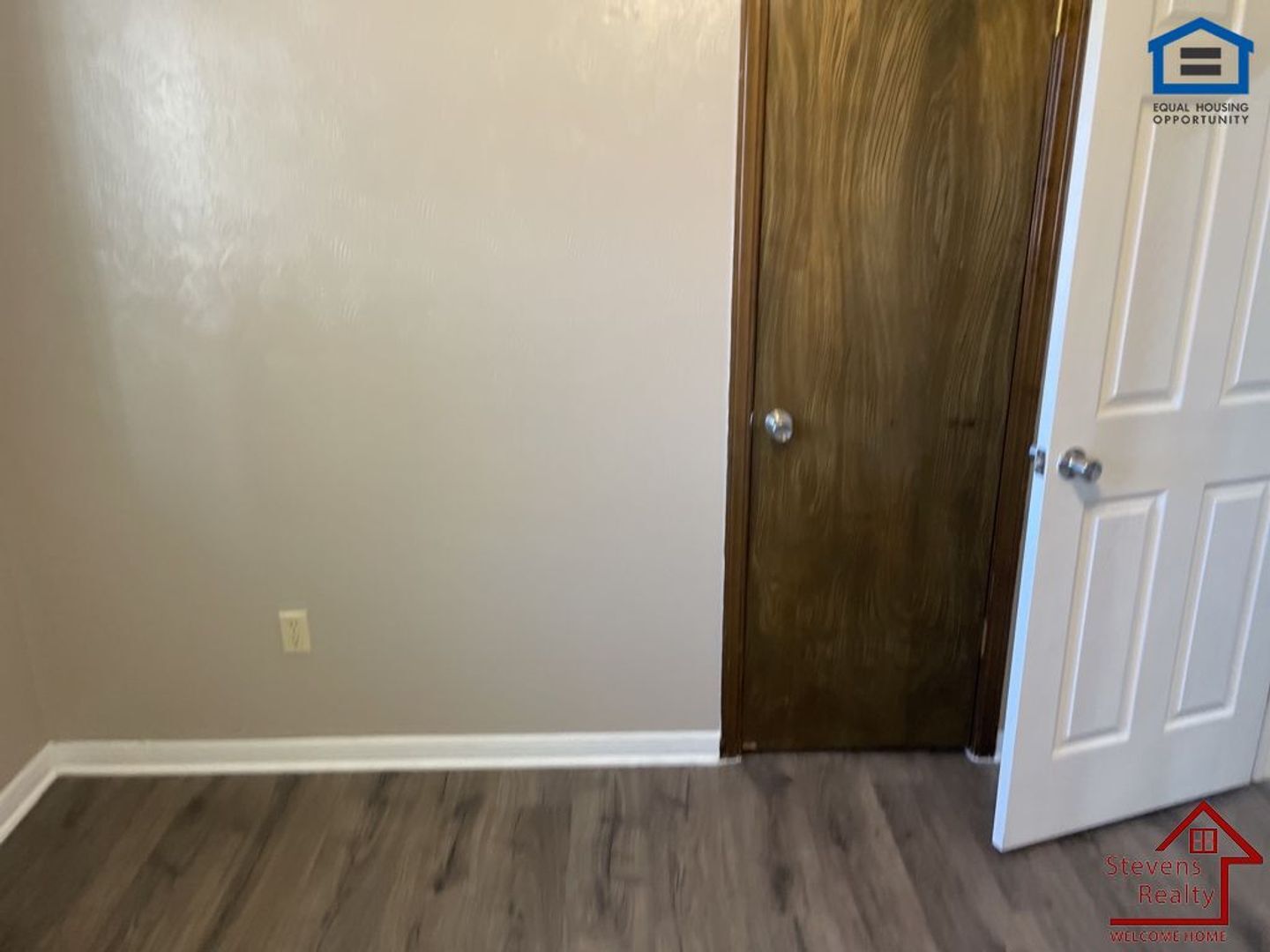 Building Photo - 4708 SE Sunnymeade