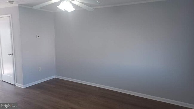 Building Photo - 2053 Larkhall Rd