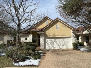 Building Photo - 6420 Tasajillo Trail