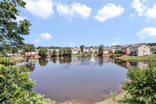 Building Photo - 1471 Leisure Lake Ln