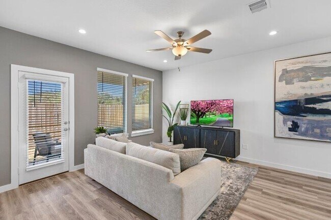 Building Photo - 13411 Sombrero Cay Dr