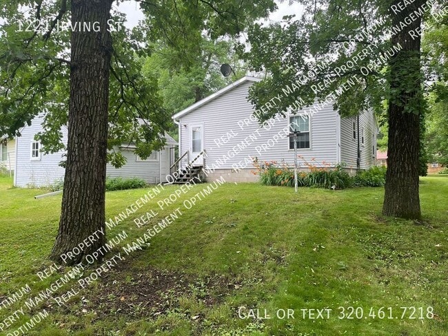 Building Photo - 1221 Irving St