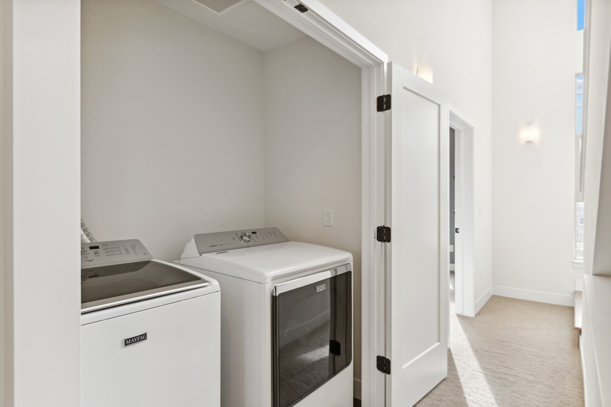 Building Photo - 2345 Decatur St