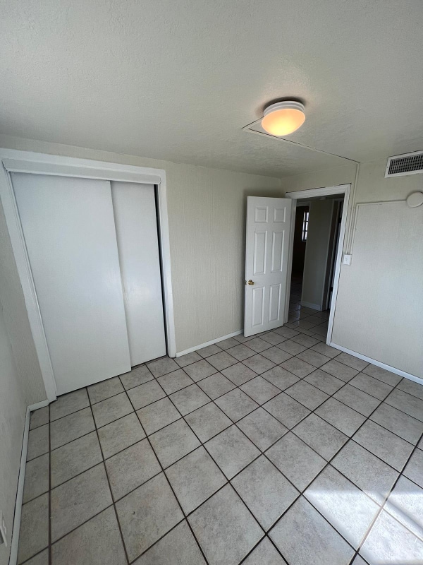 Building Photo - 5409 Dailey Ave