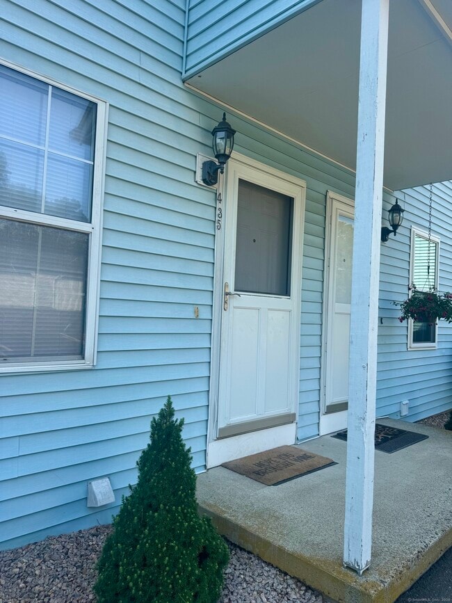 Building Photo - 229 Branford Rd
