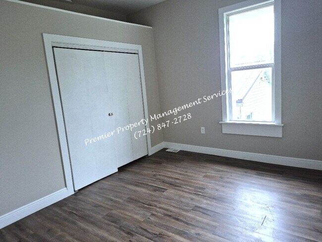 Building Photo - 3304 N 32nd Ave